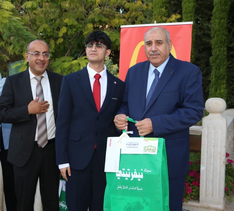 صورة حول : برعاية رئيس مجلس النواب.. بالصور مجلة نفرتيتي تكرم اوائل الثانوية العامة برعاية رئيس مجلس النواب.. بالصور مجلة نفرتيتي تكرم اوائل الثانوية العامة