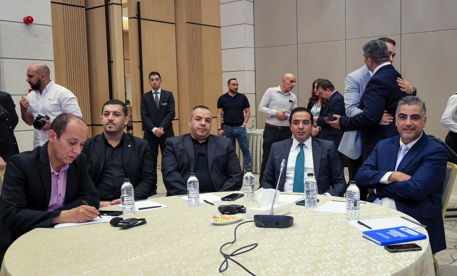 العودات: الحوار بين الكتل الحزبية يعزز فاعلية العمل البرلماني