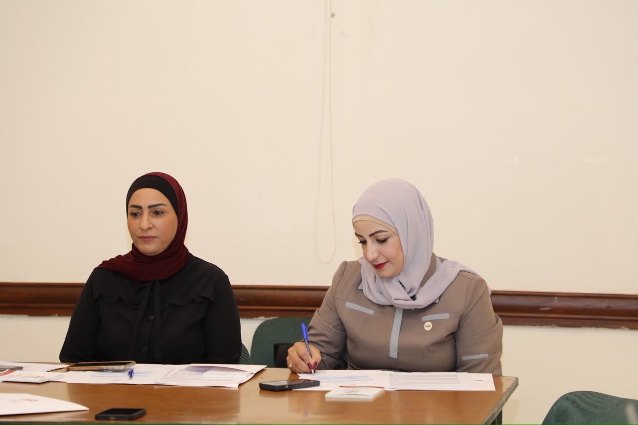 "الشؤون السياسية والبرلمانية" تعقد جلسة حوارية لشباب من الاحزاب في محافظة البلقاء