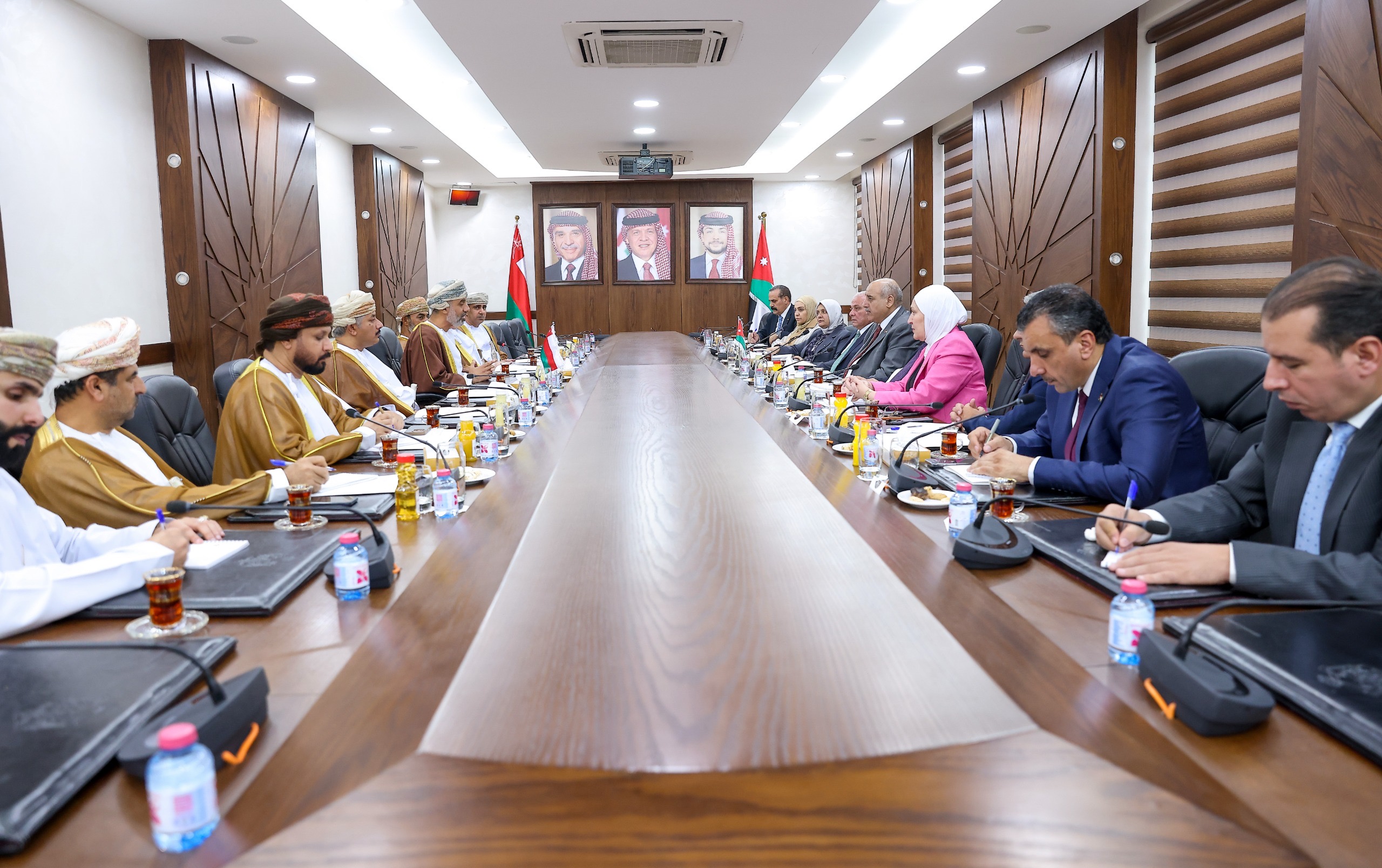 القاضي والمعولي يؤكدان متانة علاقات الأردن وسلطنة عُمان وأهمية تعزيز التعاون البرلماني