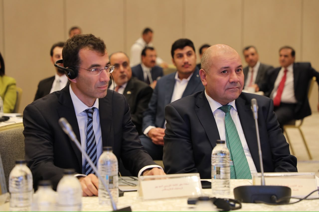 العودات: الحوار بين الكتل الحزبية يعزز فاعلية العمل البرلماني