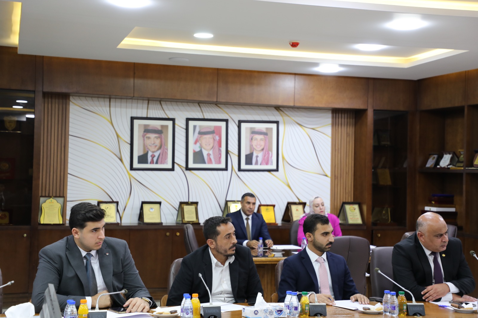 العودات يلتقي مجلس الشباب لحوارات المستقبل