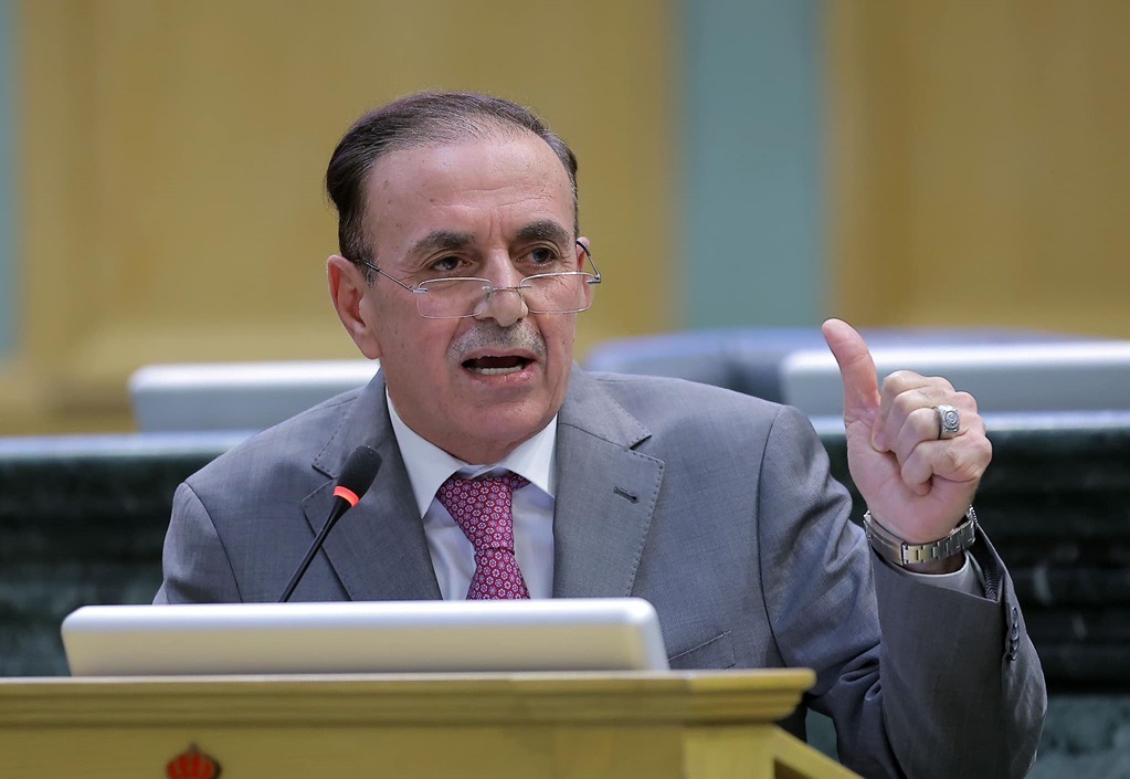 الزعبي: نريد رئيساً يحفظ هيبة المجلس ويحمي حق النائب