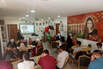 دورة التجارة الإلكترونية في جنوب عمان لشباب كلنا الأردن