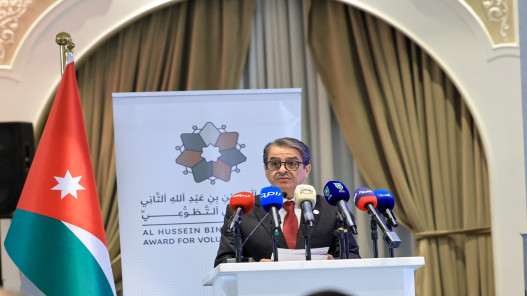 صورة حول : أكثر من 47 ألف متقدم في 3 دورات.. إطلاق الدورة الرابعة لجائزة الحسين للتطوع أكثر من 47 ألف متقدم في 3 دورات.. إطلاق الدورة الرابعة لجائزة الحسين للتطوع