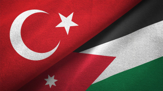 صورة حول : مباحثات أردنية تركية لتطوير النقل البري والممرات اللوجستية مباحثات أردنية تركية لتطوير النقل البري والممرات اللوجستية