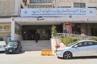 التربية تعمم إجراءات قبول طلبة خدمة العلم في الجامعات