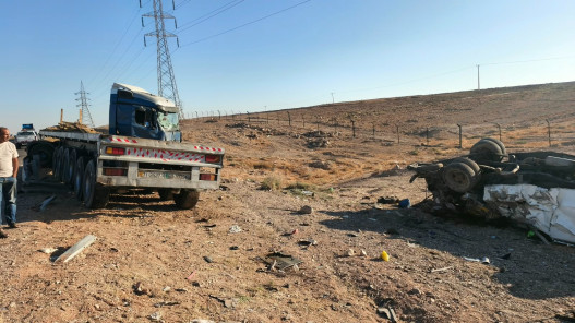 صورة حول : إدارة السير: تغيير مسرب مفاجئ من سائق شاحنة السبب المباشر لحادث الصحراوي إدارة السير: تغيير مسرب مفاجئ من سائق شاحنة السبب المباشر لحادث الصحراوي