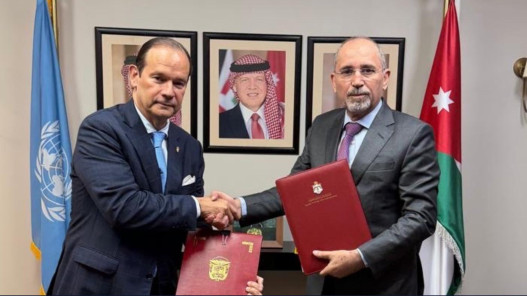 وزير الخارجية يبحث مع وزير خارجية بنما آخر التطورات الإقليمية