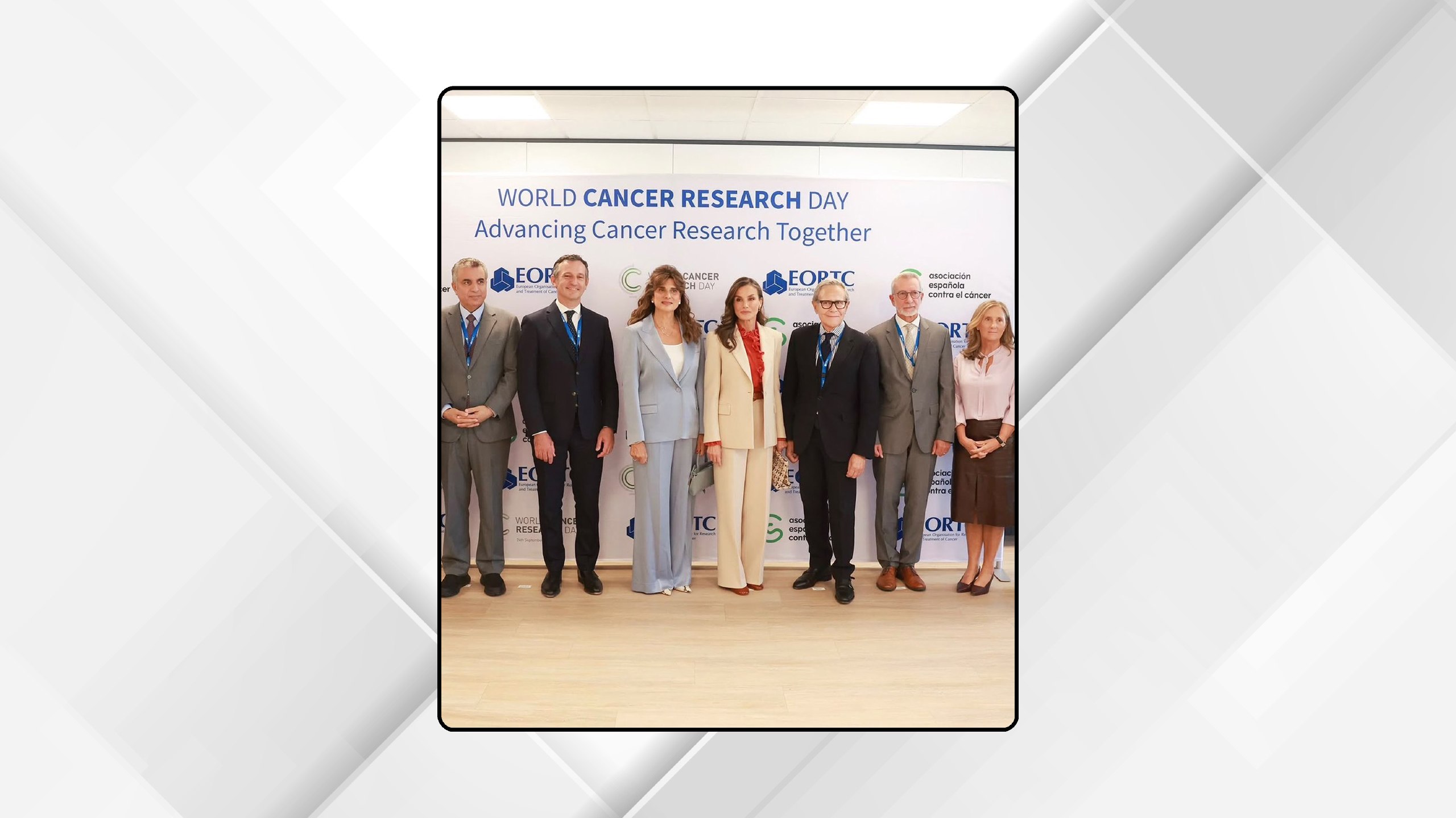 الأميرة دينا مرعد تشارك الملكة ليتيثيا في فعالية بمناسبة الذكرى العاشرة لليوم العالمي لأبحاث السرطان في بروكسل