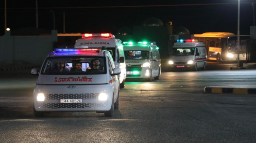 صورة حول : الجيش يجلي الدفعة الـ33 من أطفال غزة للعلاج الجيش يجلي الدفعة الـ33 من أطفال غزة للعلاج