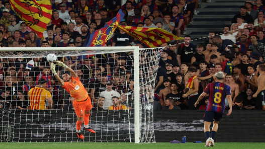 برشلونة وريال مدريد يترقبان تعثر الآخر.. صراع الصدارة يشتعل في الجولة الرابعة