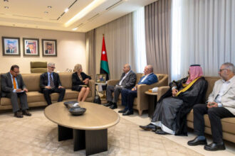 القاضي يبحث مع السفيرة الأسترالية تعزيز التعاون