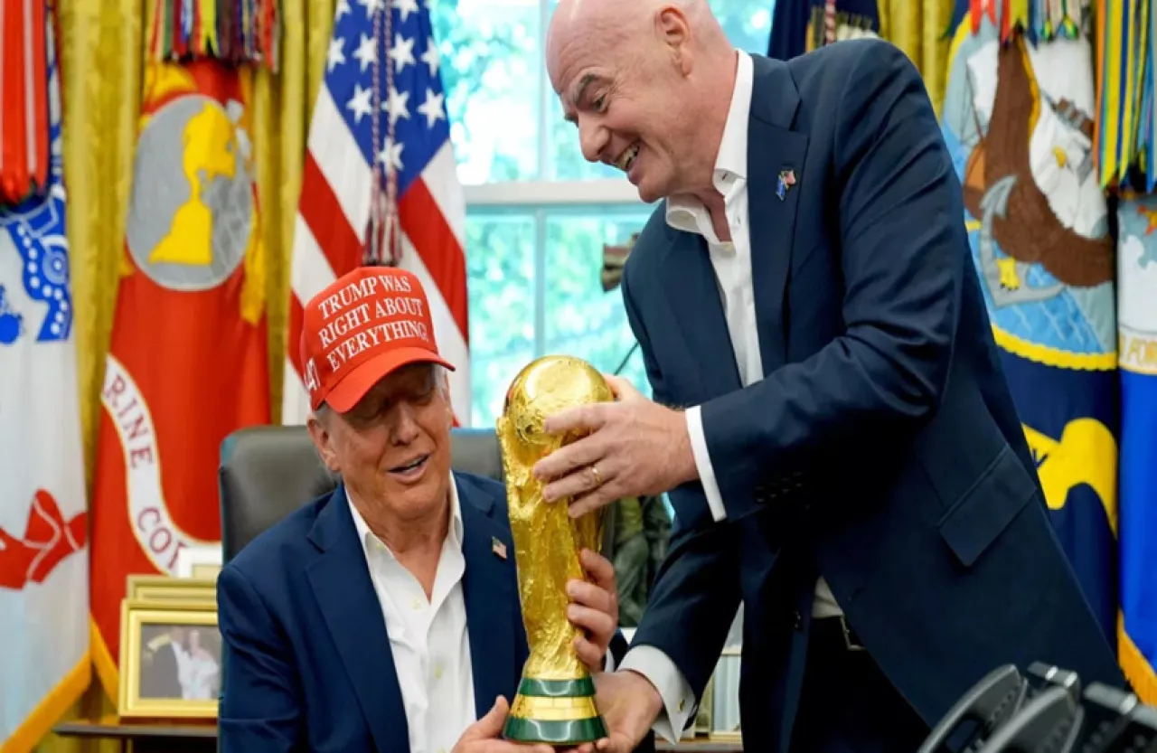 صورة حول : ترامب: كأس العالم 2026 حقق أكثر من 18 مليار دولار للاقتصاد الأميركي ترامب: كأس العالم 2026 حقق أكثر من 18 مليار دولار للاقتصاد الأميركي