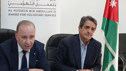 صورة حول : «الشباب» و«الشؤون الفلسطينية» تبحثان مشاركة أبناء المخيمات بجائزة الحسين «الشباب» و«الشؤون الفلسطينية» تبحثان مشاركة أبناء المخيمات بجائزة الحسين
