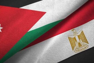 الأردن يعزّي مصر بضحايا انقلاب حافلة معتمرين قرب مكة