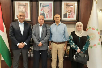 اليرموك وبلدية إربد تبحثان مشروعًا دوليًا لتطوير الحوكمة المحلية