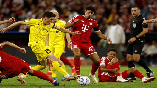 بايرن ويونايتد يفتتحان دوري الأبطال بانتصارين كبيرين.. وكومو يكتب التاريخ