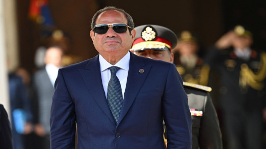 السيسي لبزشكيان في نيودلهي.. ضرورة وقف الاعتداءات على الدول العربية