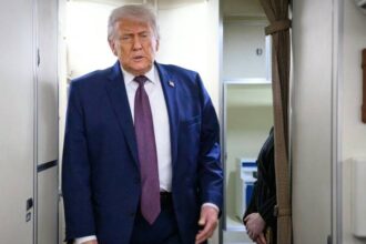 حرب الأسابيع تحولت إلى مأزق مفتوح.. واشنطن بوست: ترمب عالق في الشرق الأوسط