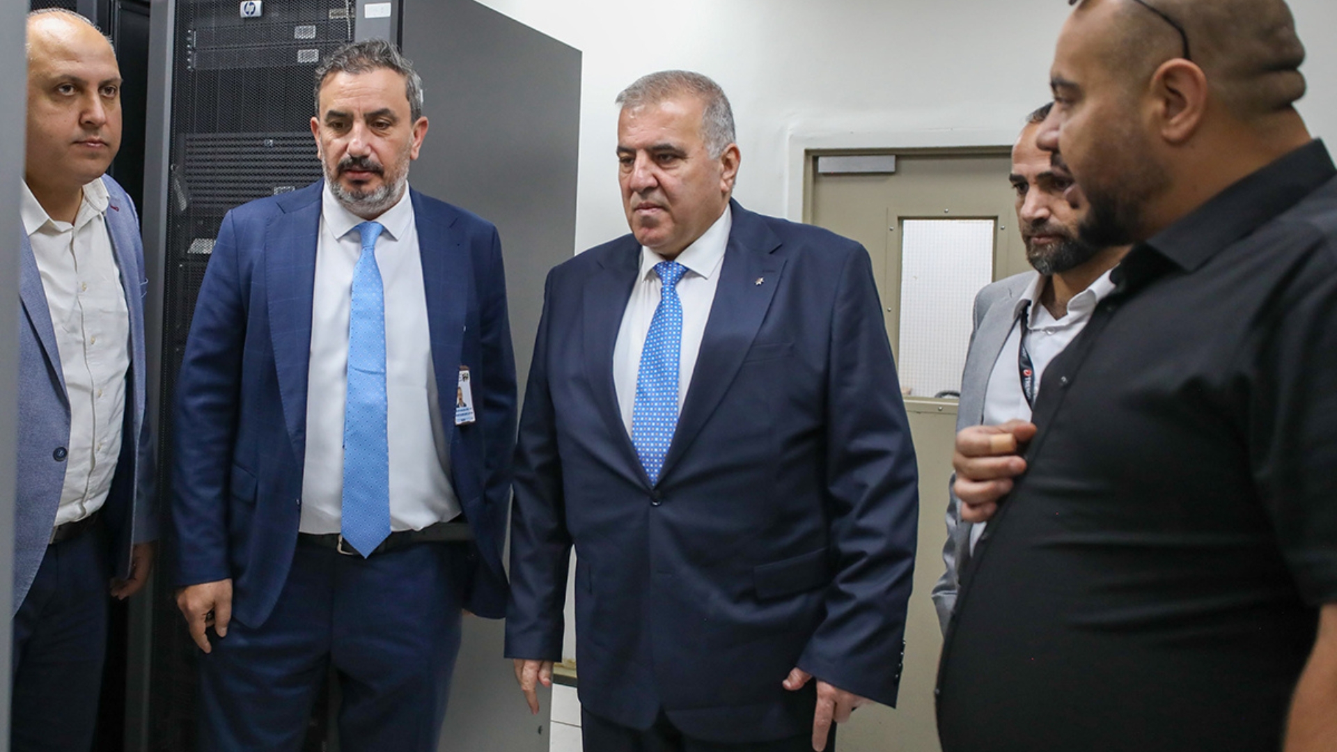 صورة حول : الملكاوي يطلع على خطة تطوير البنية التحتية الرقمية ومنظومة التعافي من الكوارث الملكاوي يطلع على خطة تطوير البنية التحتية الرقمية ومنظومة التعافي من الكوارث