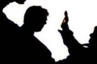 مشاجرة بين مواطن ومتسولة وابنها في عبدون (فيديو)