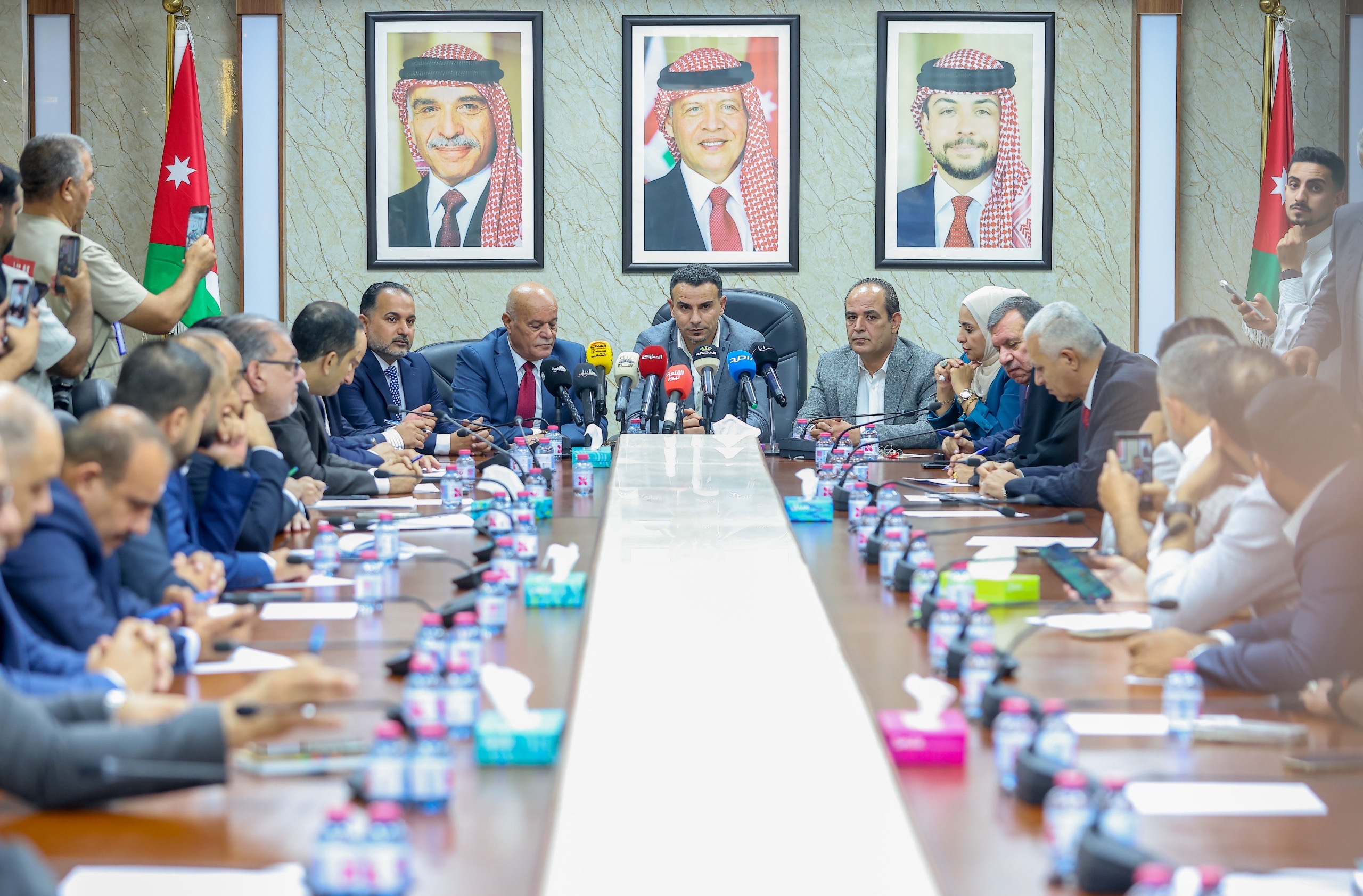 صورة حول : "الزراعة النيابية" تبحث برامج "جيدكو" والاستثمارات الزراعية والتسويق "الزراعة النيابية" تبحث برامج "جيدكو" والاستثمارات الزراعية والتسويق