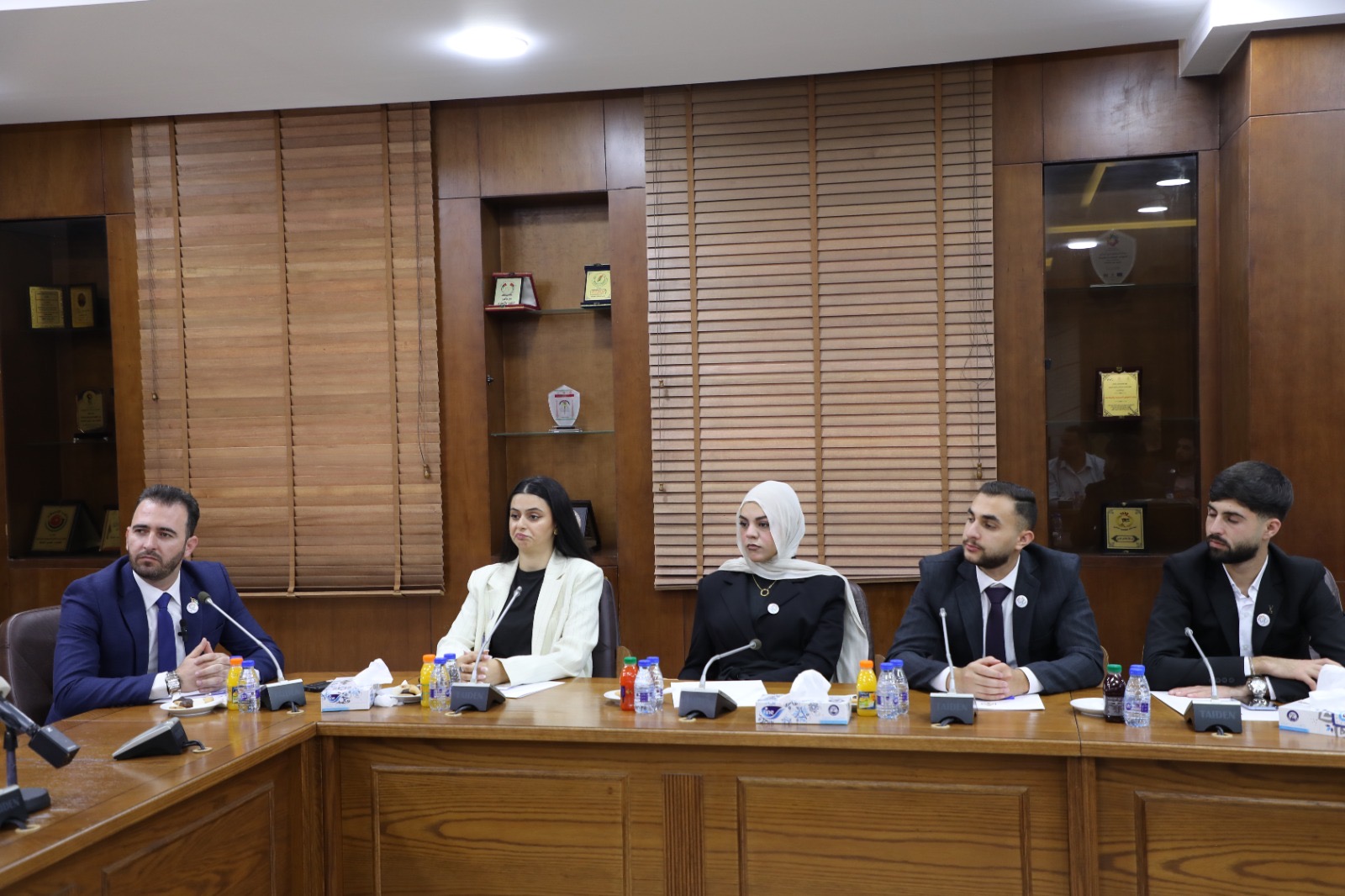 صورة حول : العودات: الانتخابات البلدية محطة مهمة أمام الأحزاب لتعزيز حضورها والمشاركة في التعبير عن تطلعات المواطنين العودات: الانتخابات البلدية محطة مهمة أمام الأحزاب لتعزيز حضورها والمشاركة في التعبير عن تطلعات المواطنين