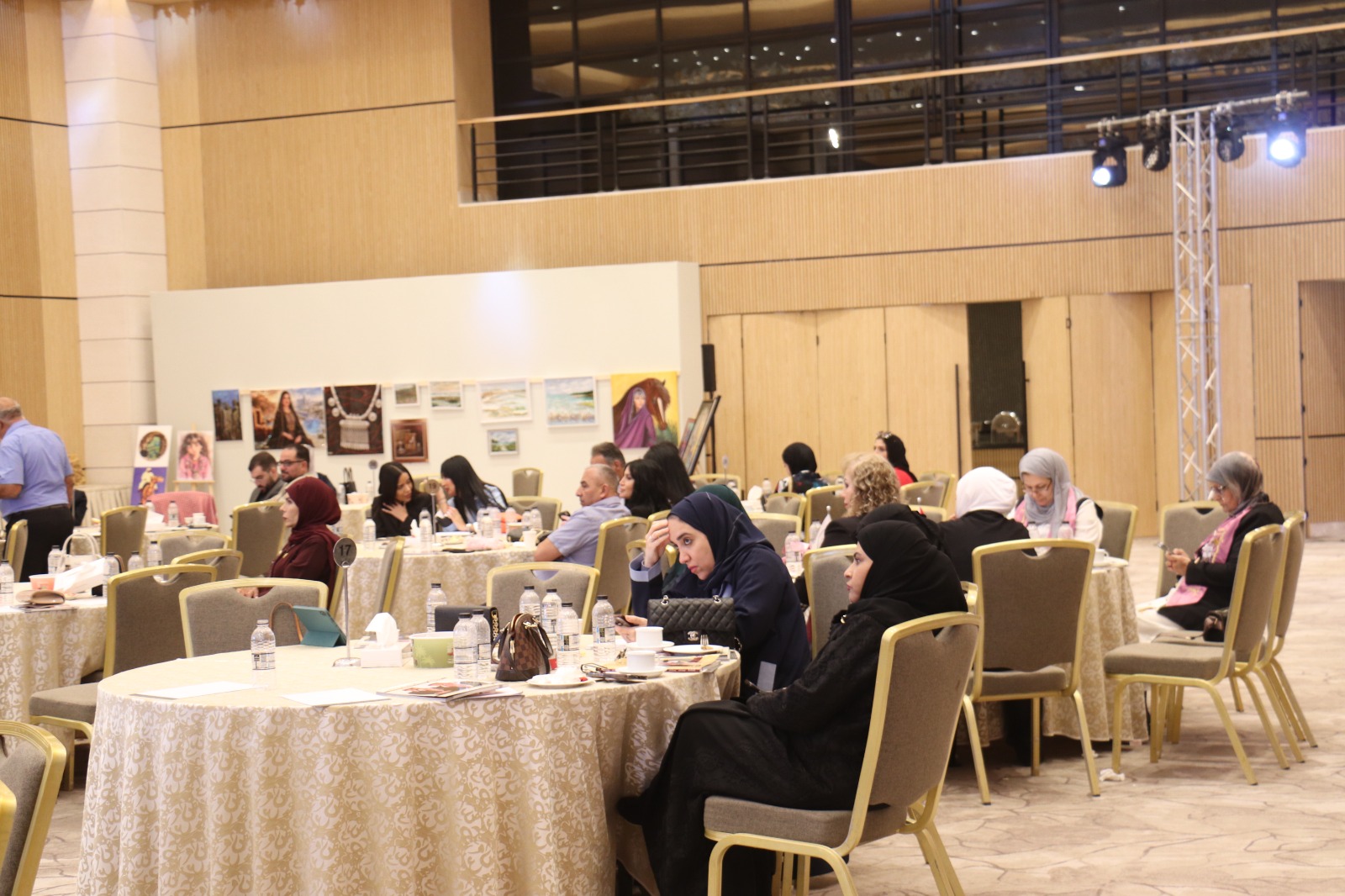 في المؤتمر الدولي "فرسان وفارسات الرسالة".. الدكتورة بتول الخوالدة تستعرض قصة نجاحها في بناء العقول وتأسيس منظومة (NEX Group)