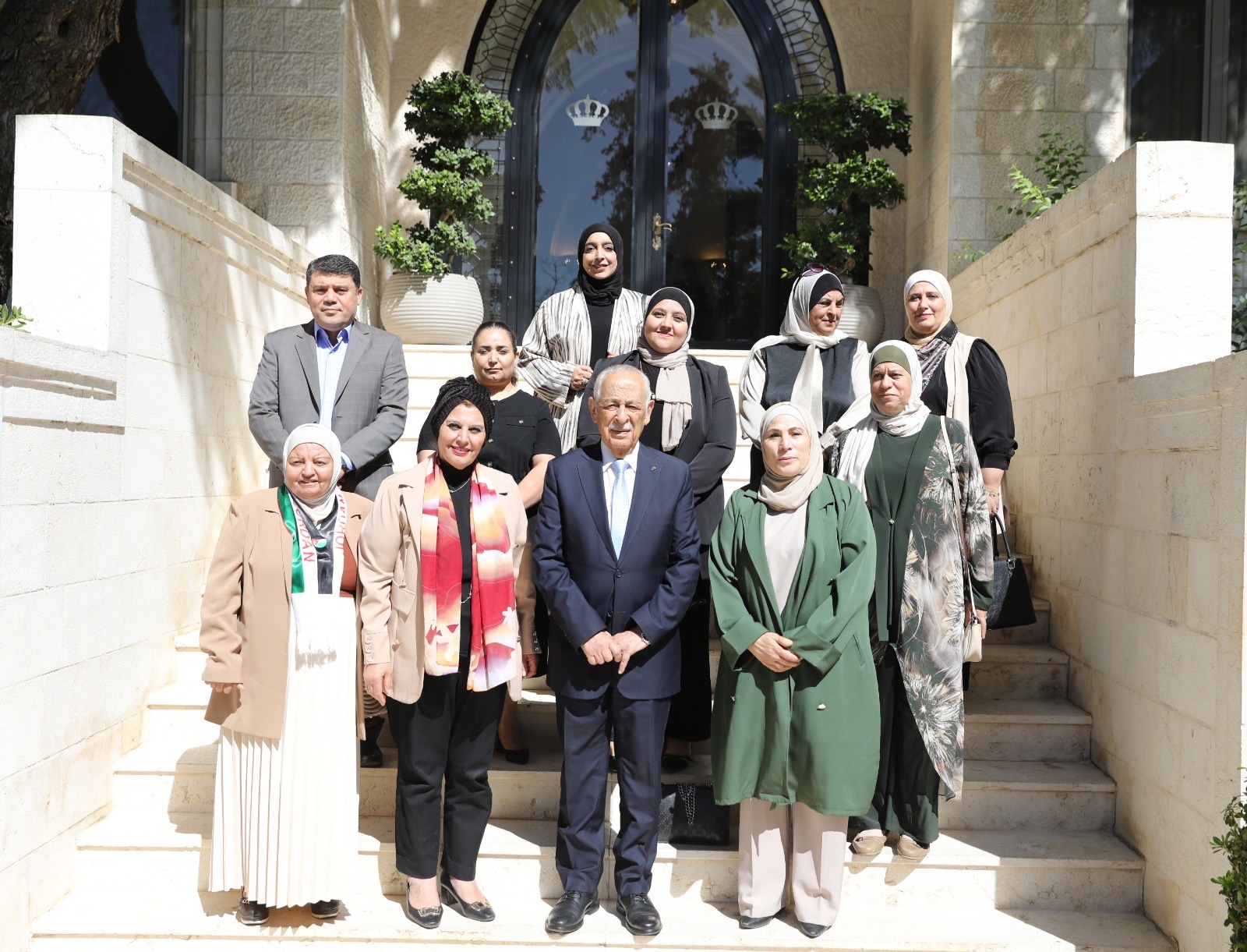 صورة حول : العيسوي: الرؤية الملكية تعزز قوة الأردن وتفتح آفاق النمو والاستثمار العيسوي: الرؤية الملكية تعزز قوة الأردن وتفتح آفاق النمو والاستثمار