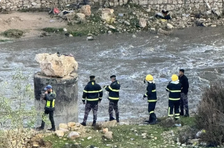 صورة حول : حبس ثلاثيني في الرصيفة.. أبلغ عن اختفاء فتاة ثم ادعى قتلها ورمي جثتها.. والفتاة تظهر حية.. تفاصيل حبس ثلاثيني في الرصيفة.. أبلغ عن اختفاء فتاة ثم ادعى قتلها ورمي جثتها.. والفتاة تظهر حية.. تفاصيل