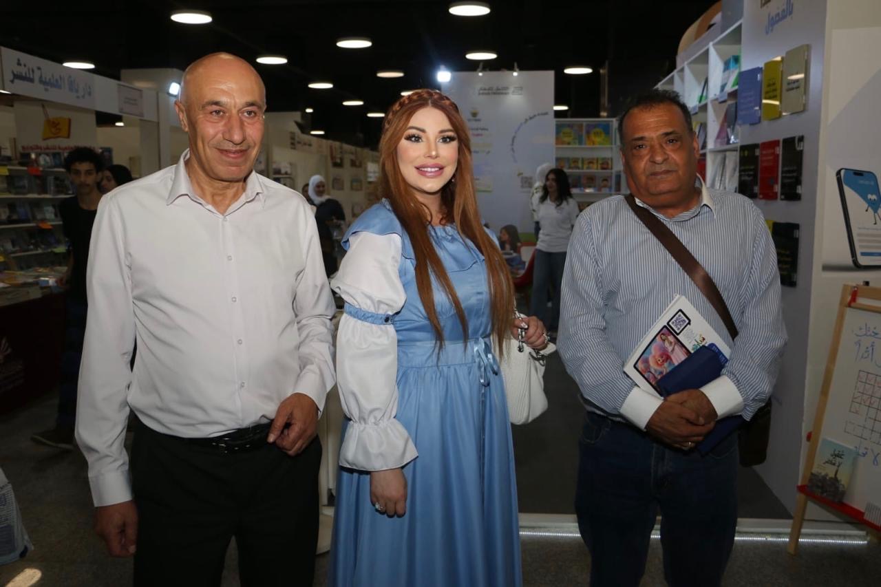 الدكتورة سارة طالب السهيل تحتفي بأدب الطفل وتوقع مجموعتها القصصية في معرض عمان الدولي للكتاب..( صور )