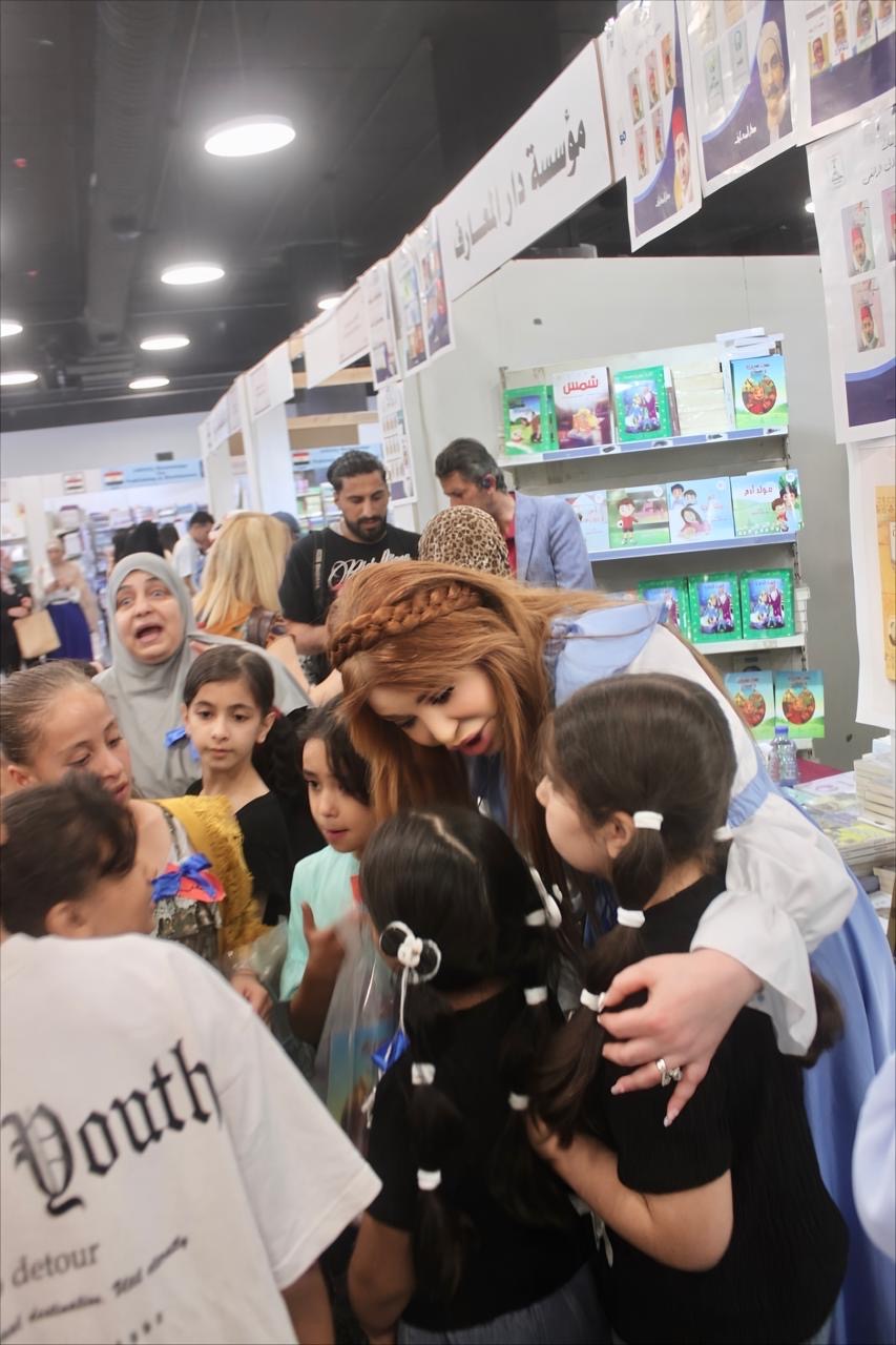 الدكتورة سارة طالب السهيل تحتفي بأدب الطفل وتوقع مجموعتها القصصية في معرض عمان الدولي للكتاب..( صور )