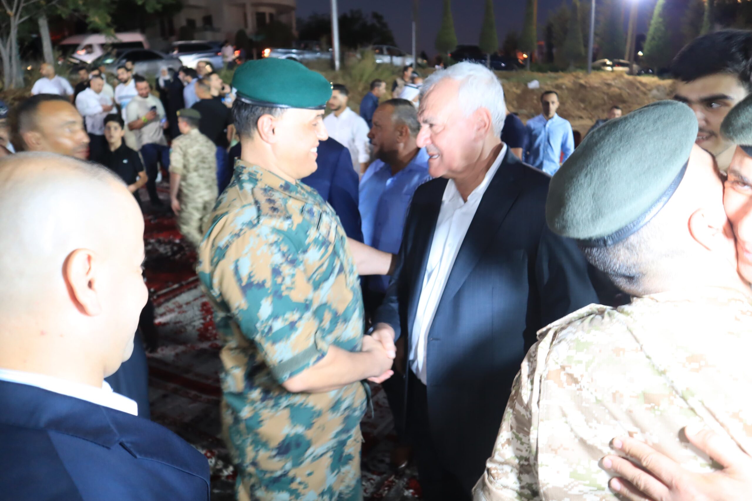 الحنيطي يستقبل التهاني بمناسبة ترفيعه إلى رتبة فريق .. (صور )