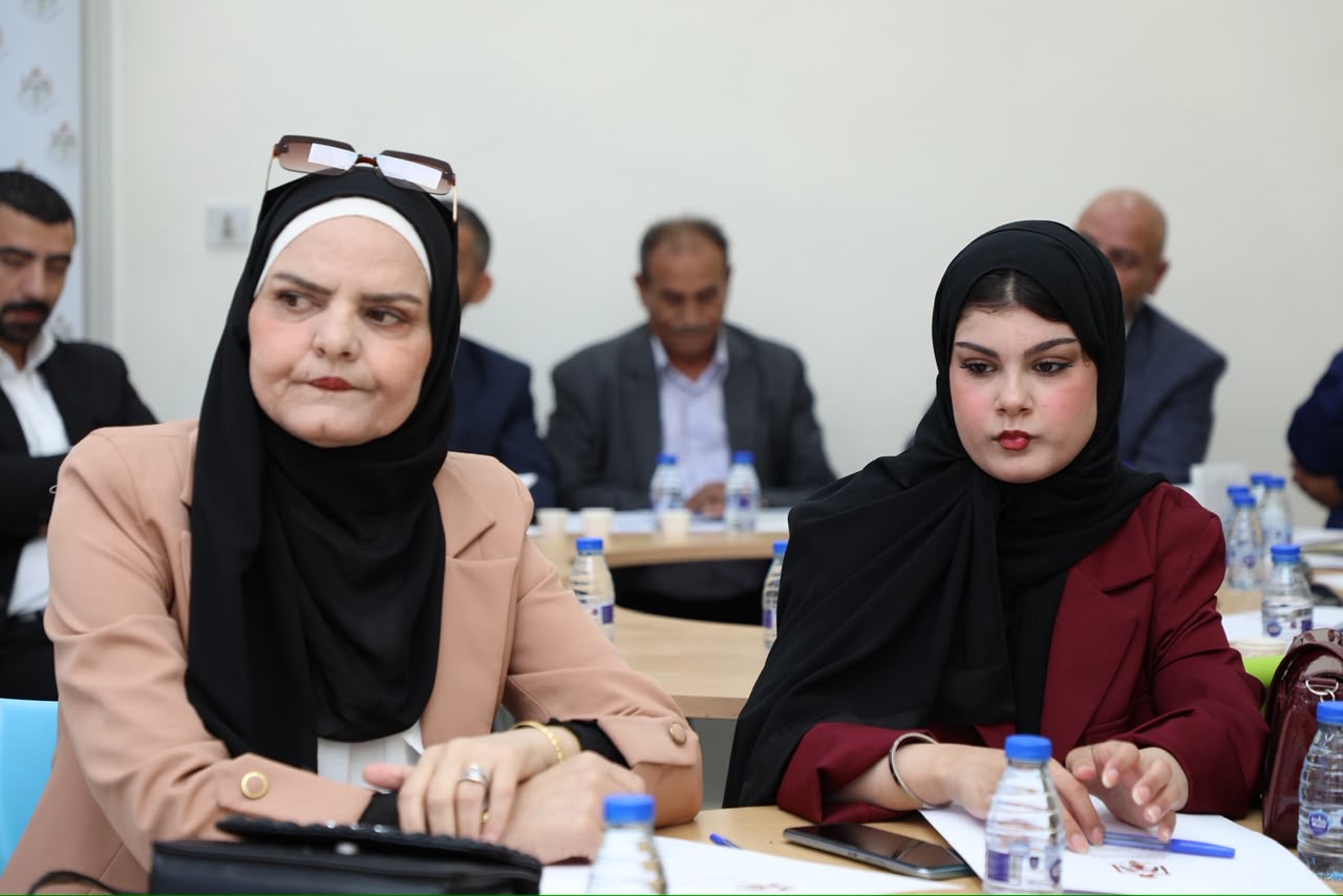 "الشؤون السياسية والبرلمانية" تعقد جلسة حوارية لشباب من الاحزاب في محافظة مادبا