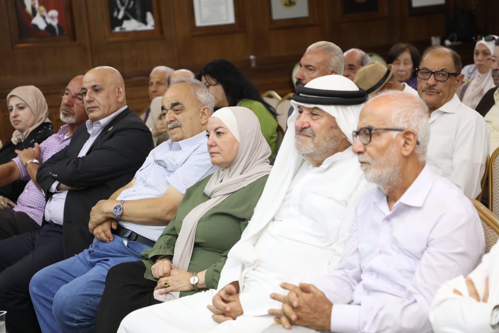 أمسية نقدية حول ديوان الجبال الخمسة للشاعر د. راشد عيسى