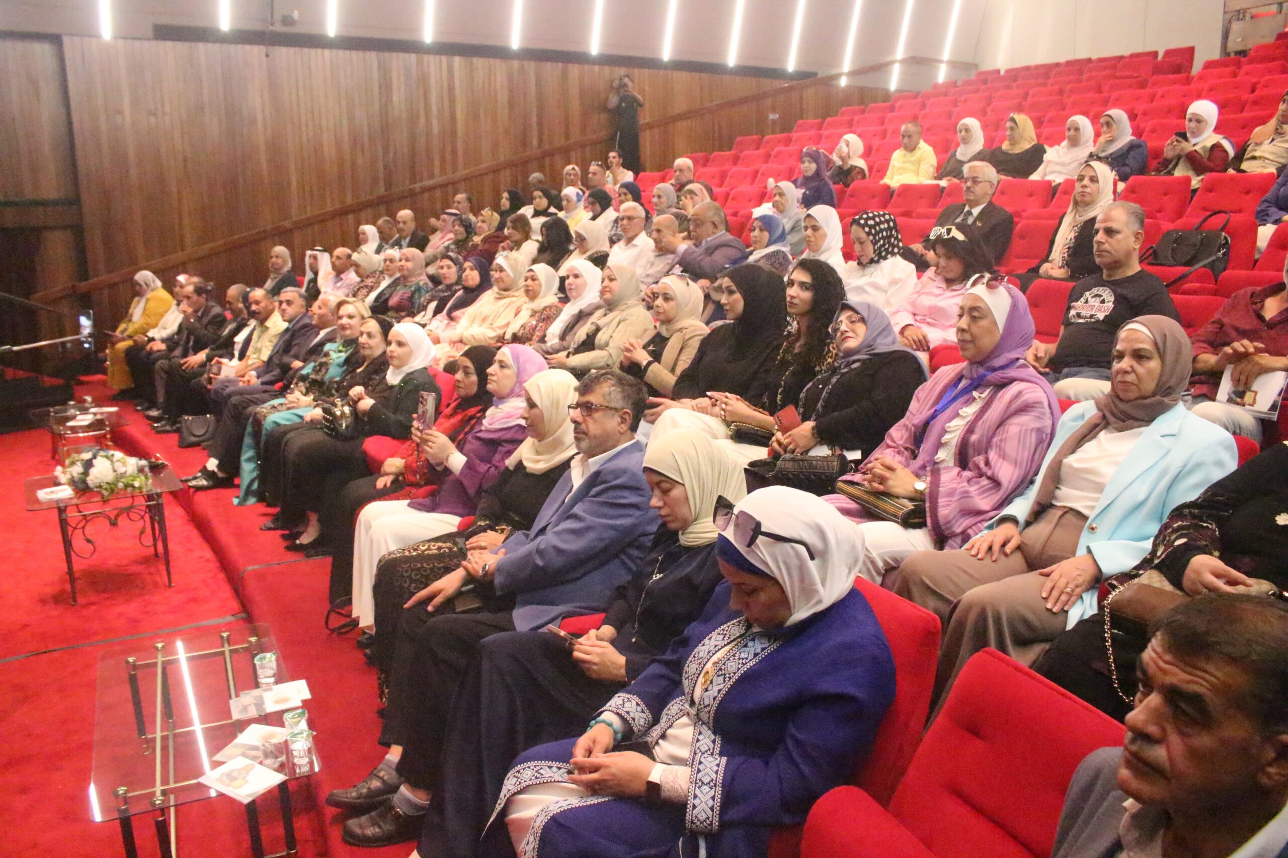 تحت رعاية سيدة الأعمال ربى عوني الرفاعي..."سيدات الوطن" احتفالية وطنية لتكريم المبدعات