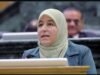 خطر يتهدد الطلبة ومخاطبات بلا استجابة.. المحسيري تفتح ملف مدخل مدرسة ميمونة الأساسية وتسائل التربية (وثائق)