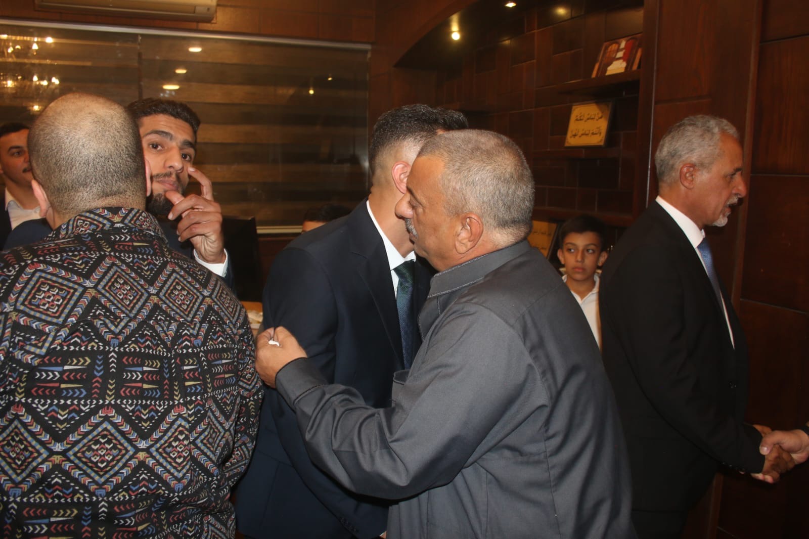 آل الحراسيس وال ابو عواد نسايب .. معالي جمال الصرايرة طلب والشيخ ابو عواد أجاب بطلب