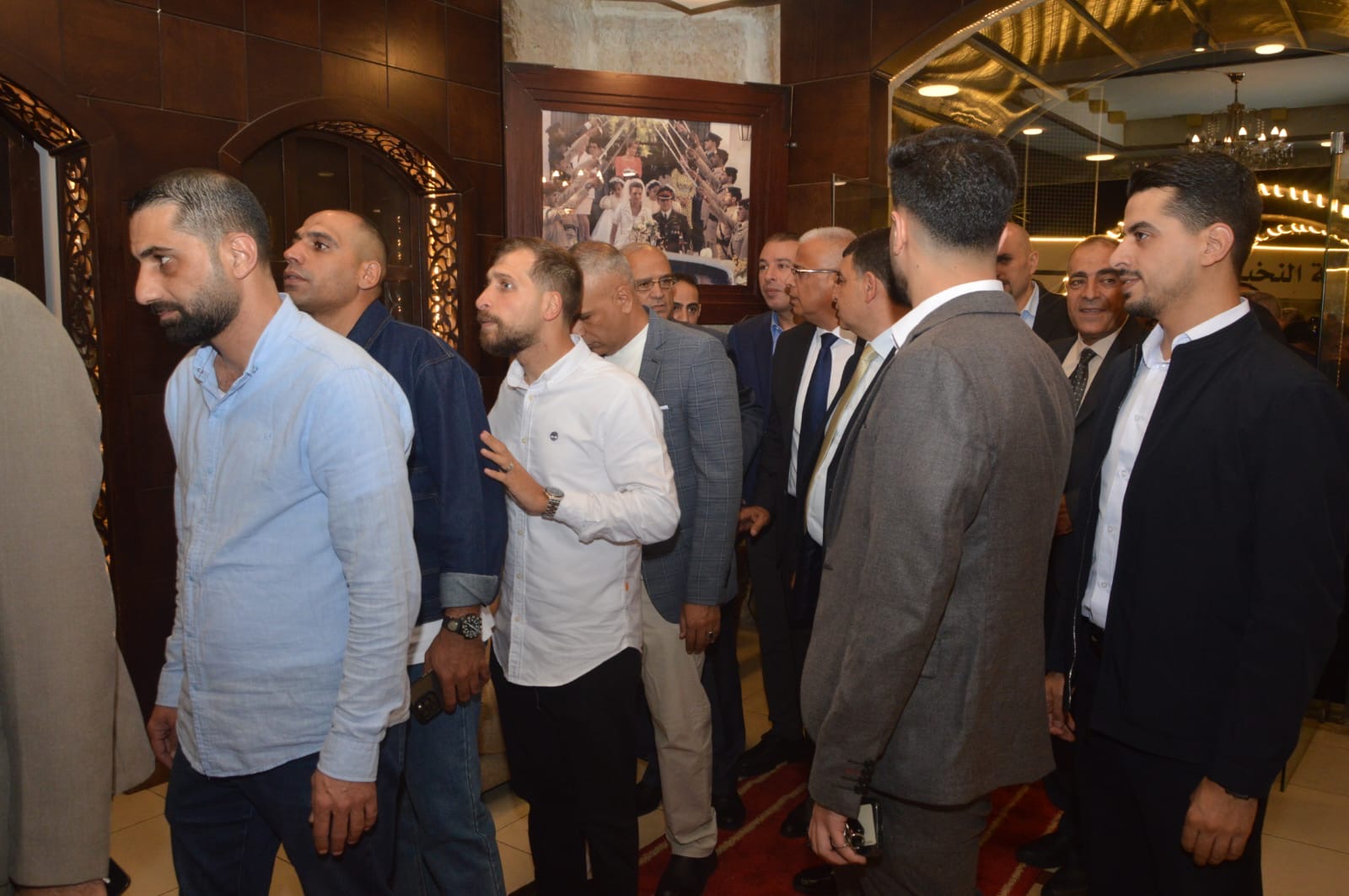 آل الحراسيس وال ابو عواد نسايب .. معالي جمال الصرايرة طلب والشيخ ابو عواد أجاب بطلب