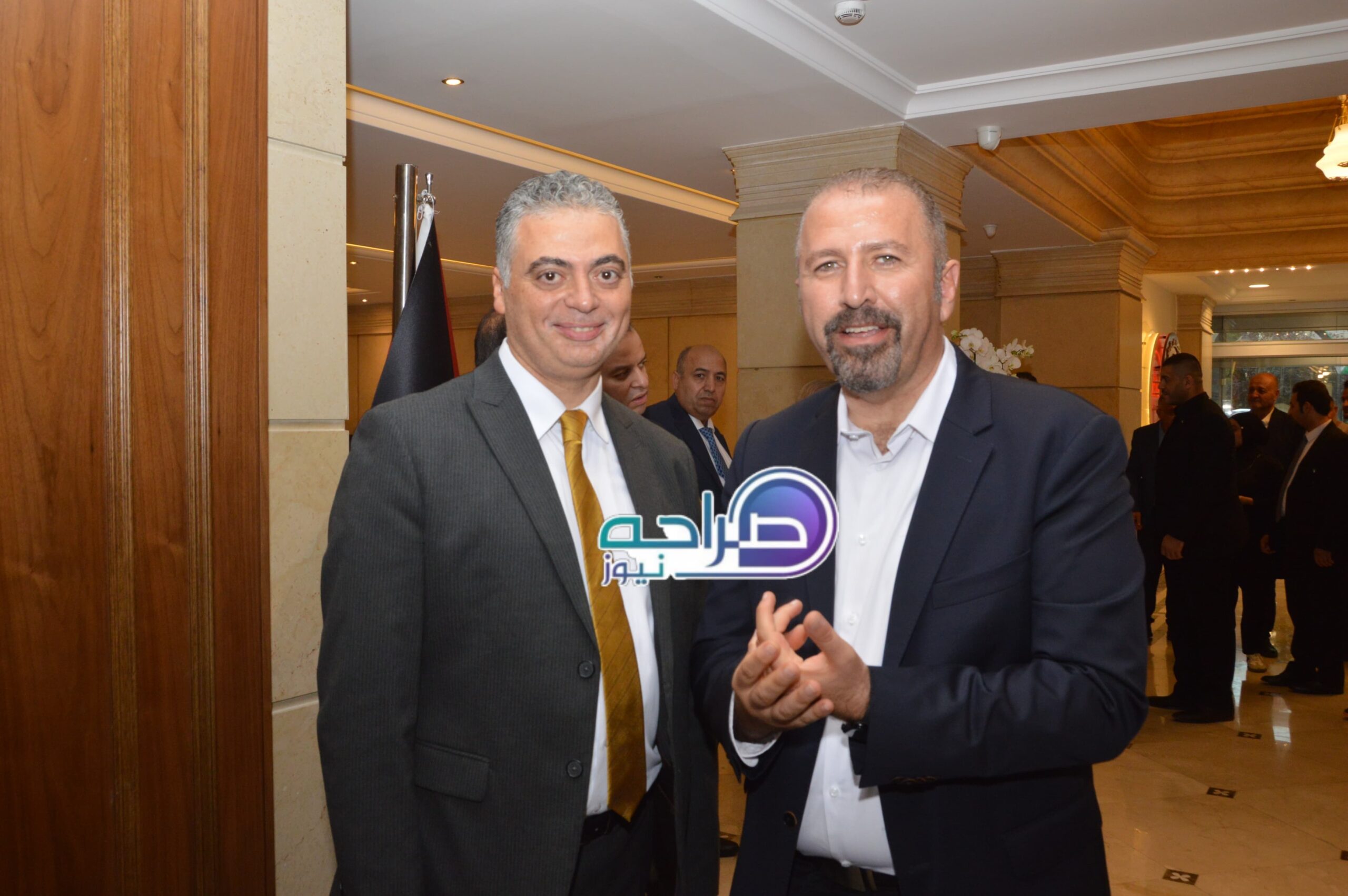 رئيس واعضاء "صناعة عمان" وممثلو القطاعات الصناعية يستقبلون المهنئين