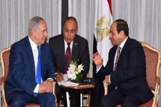 السيسي يكشف لأول مرة كواليس لقاءاته مع نتنياهو: سألني بتتسلحوا ليه؟