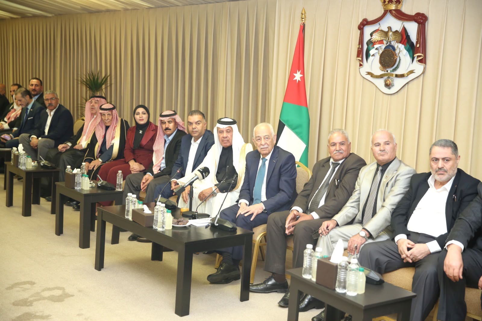 العيسوي: الأردن بقيادة الملك يحمي مصالحه ولا يتهاون في حقوقه ويمضي بمسيرة التحديث