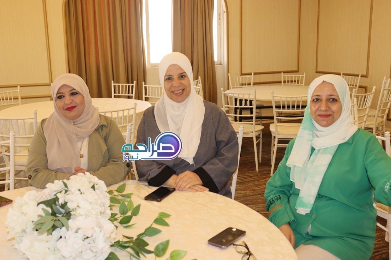 «أعطونا الطفولة» يجمع المسرح والحوار حول عالم الطفل