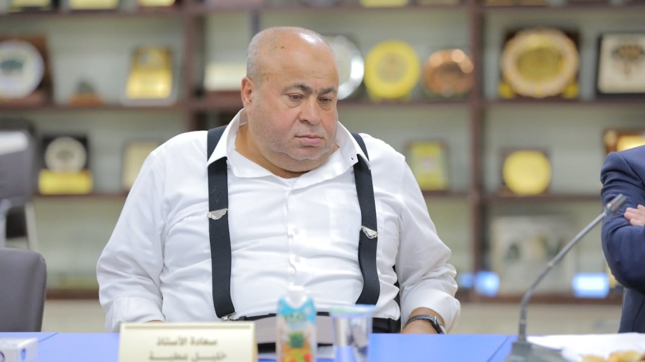 النائب السابق خليل عطية يصدر بيان تضامن وإدانة