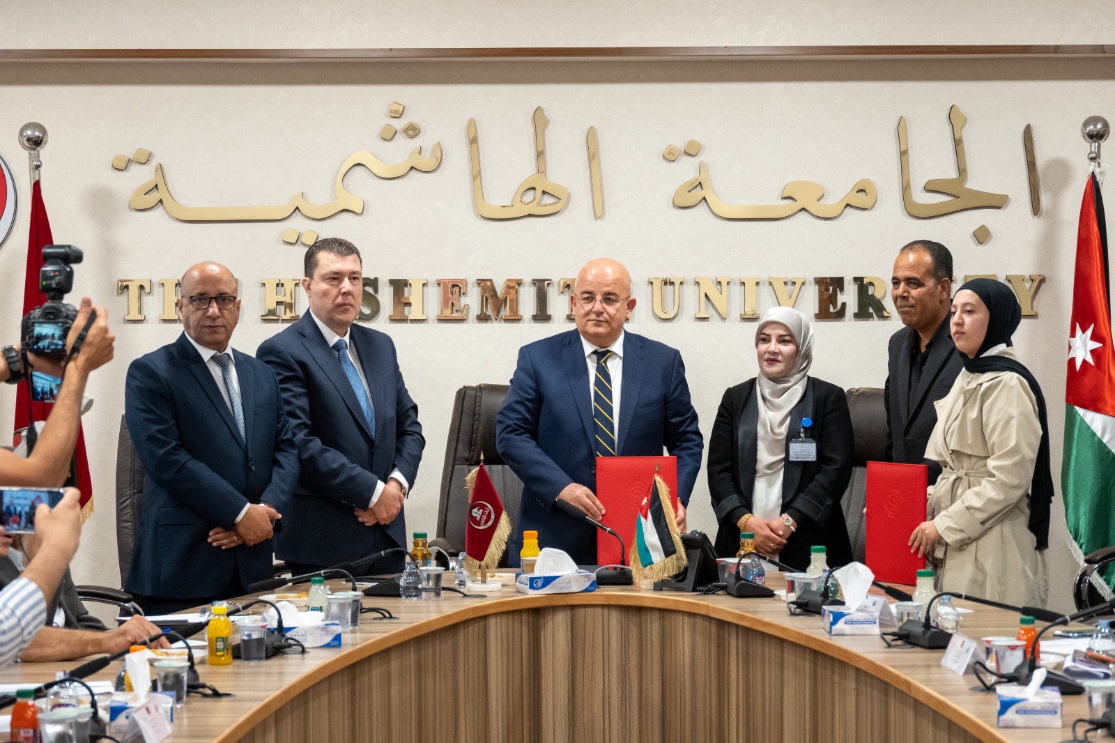 الجامعة الهاشمية توقّع 10 اتفاقيات لتمكين الشباب وتنمية المجتمعات المحلية في الزرقاء والمفرق...