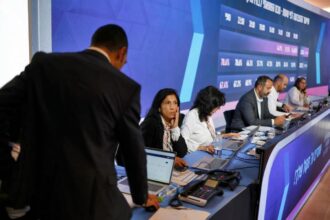 إغلاق مراكز الاقتراع بالانتخابات "الإسرائيلية": 74.3 نسبة المشاركة