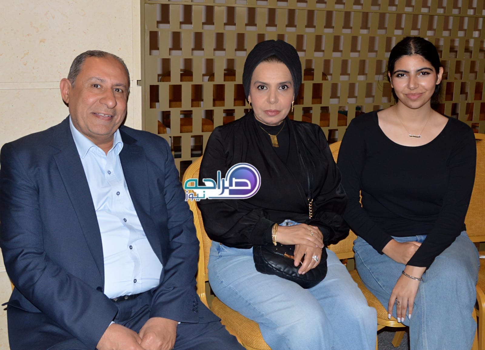 رئيس واعضاء "صناعة عمان" وممثلو القطاعات الصناعية يستقبلون المهنئين