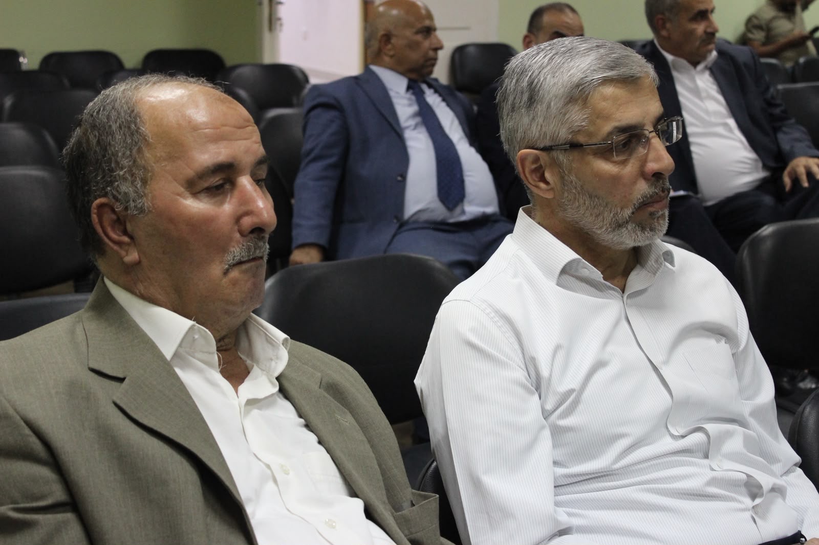"الشؤون السياسية والبرلمانية" تنفذ حواريتان في الكرك والسلط