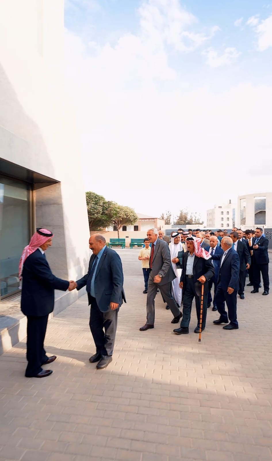 الذنيبات يطلب والسليمات يعطي في جاهة ضخمة بديوان الكرك.. صور